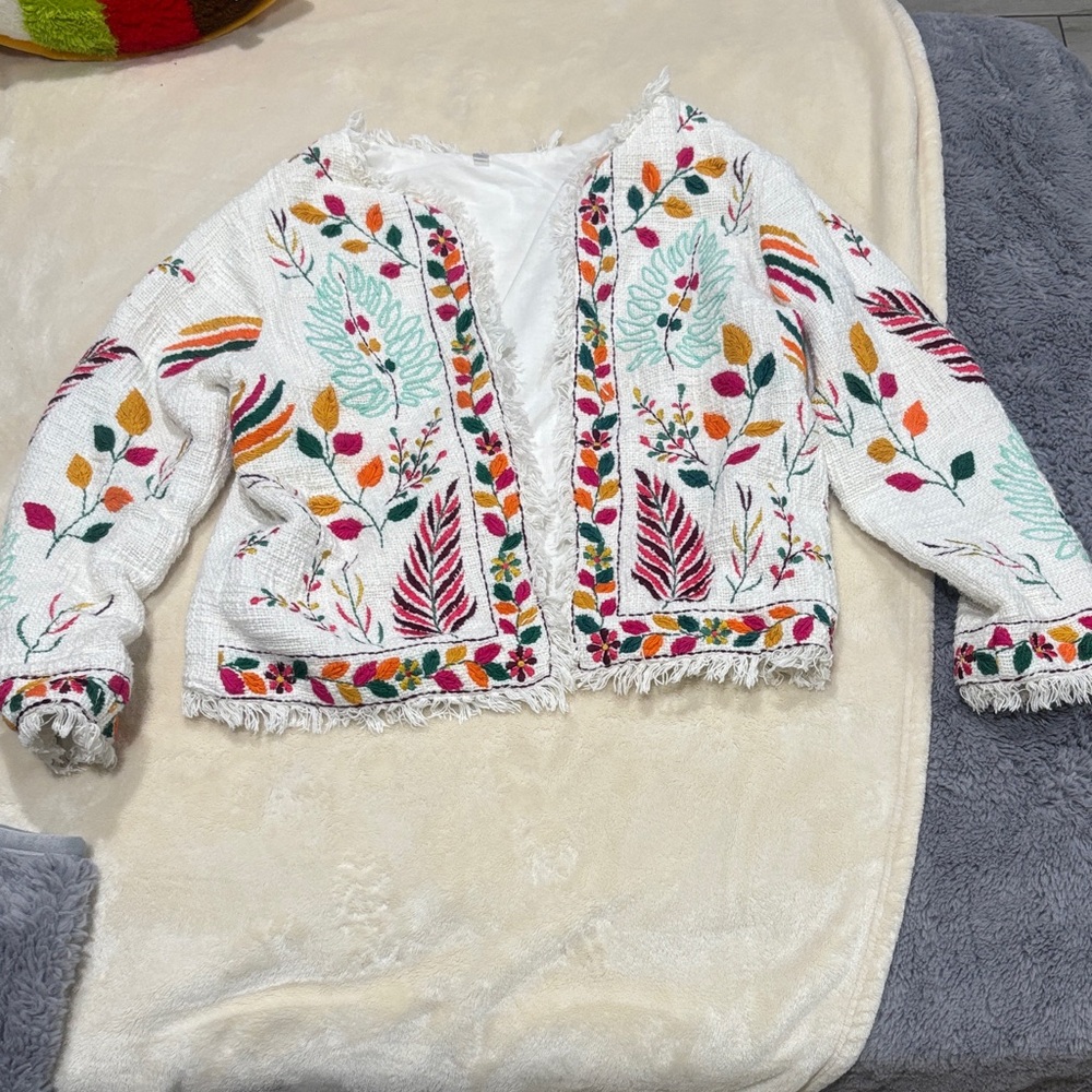 Embroidered women Jacket - Multicolor